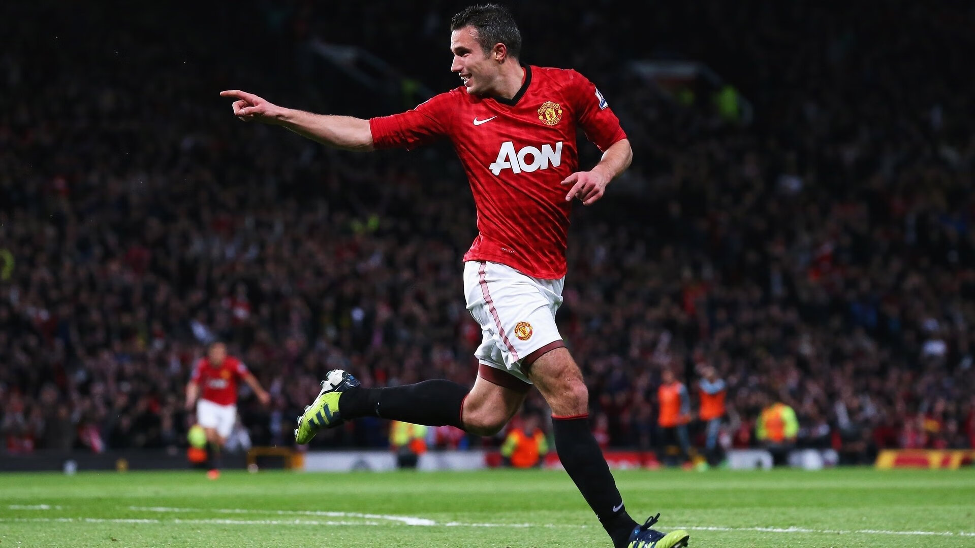 开云体育下载-惊人误读还是平行时空？欧冠韩尼之战乌龙背后的足球认知迷雾