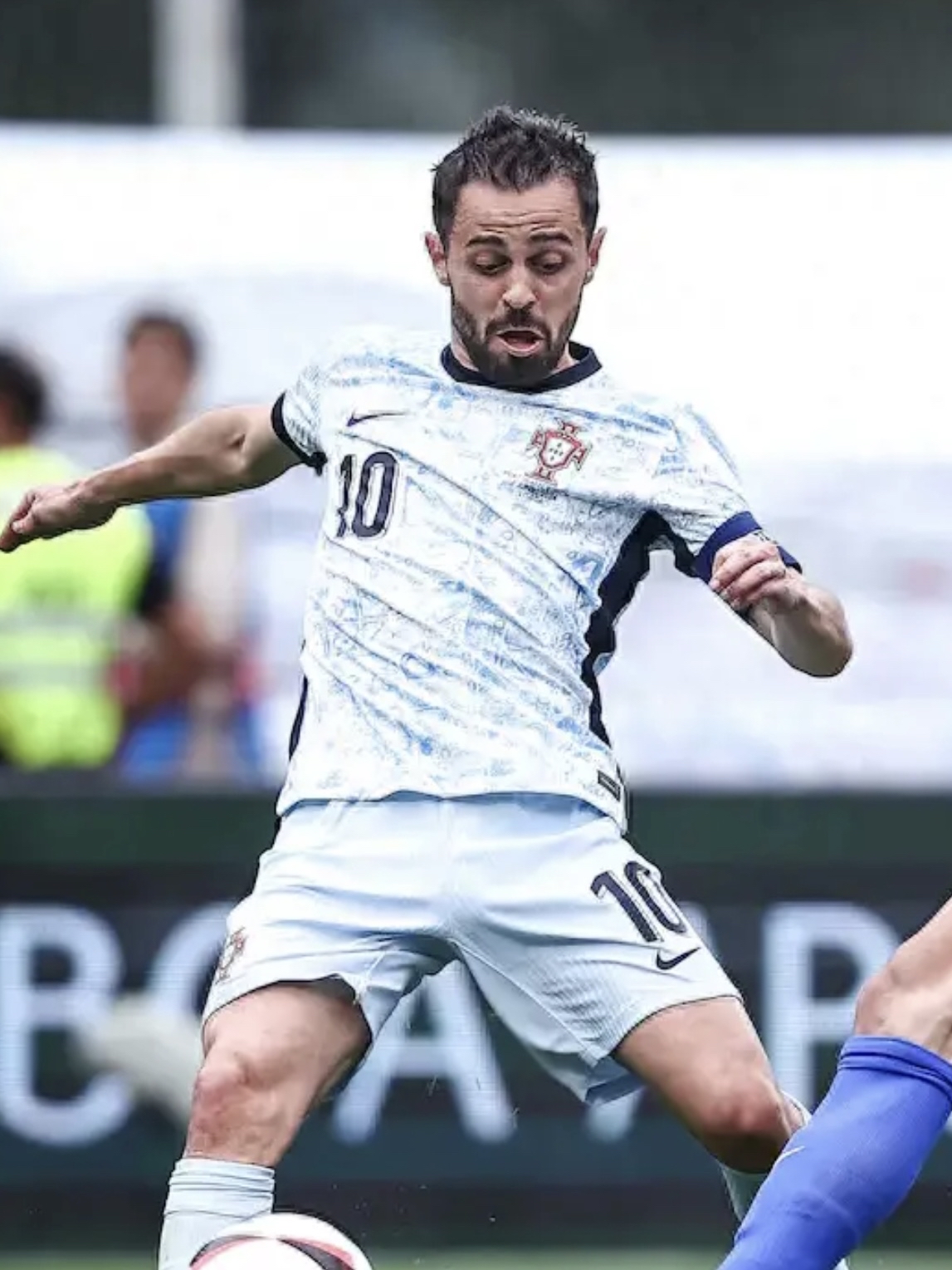 奥地利队力克葡萄牙队，波尔关键制胜